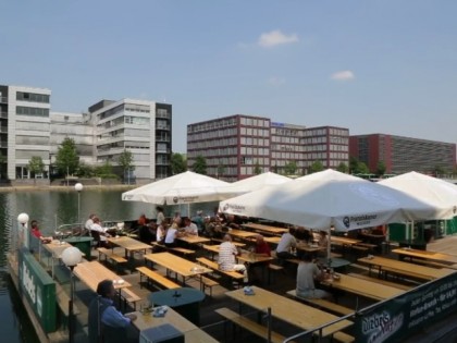 Foto: Diebels im Hafen