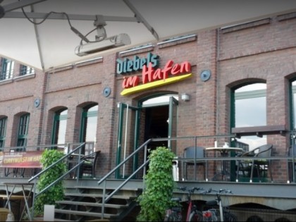 Foto: Diebels im Hafen